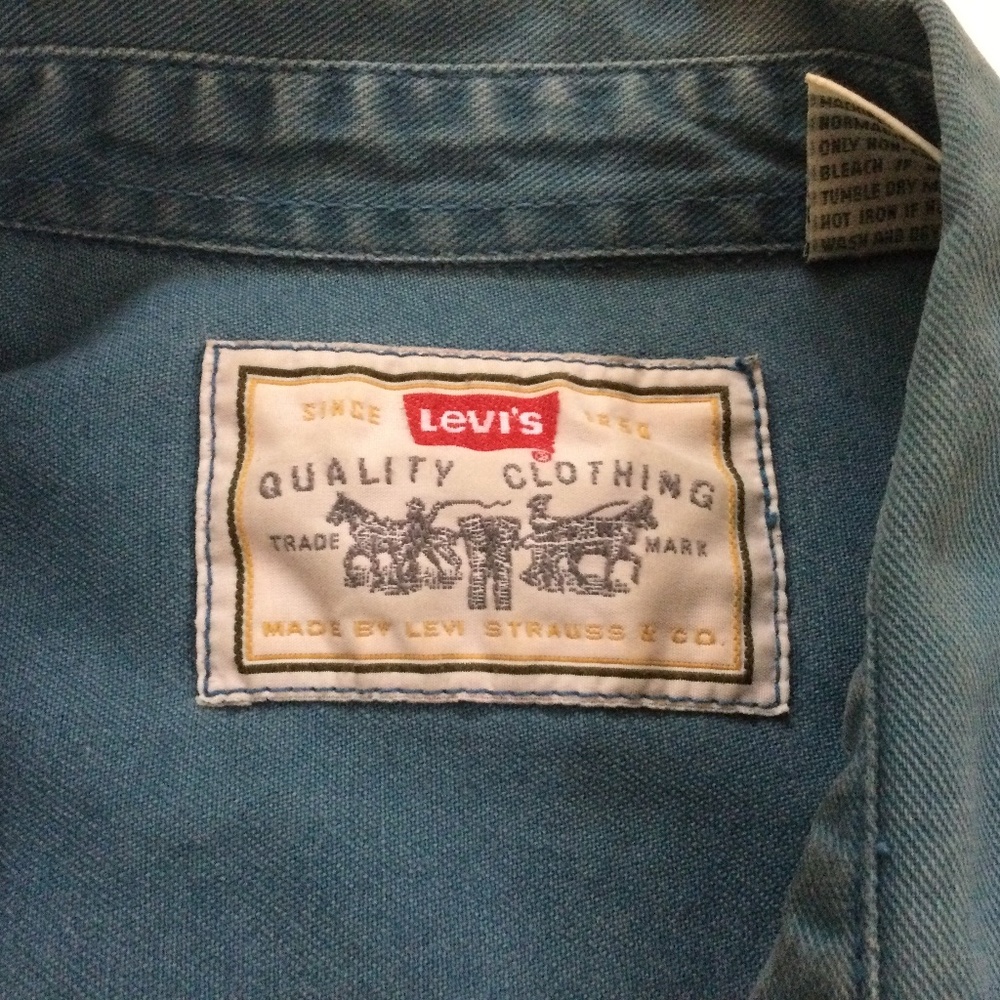 vintage ‘90s Levi’s cowboy shirt XL scarce blue green